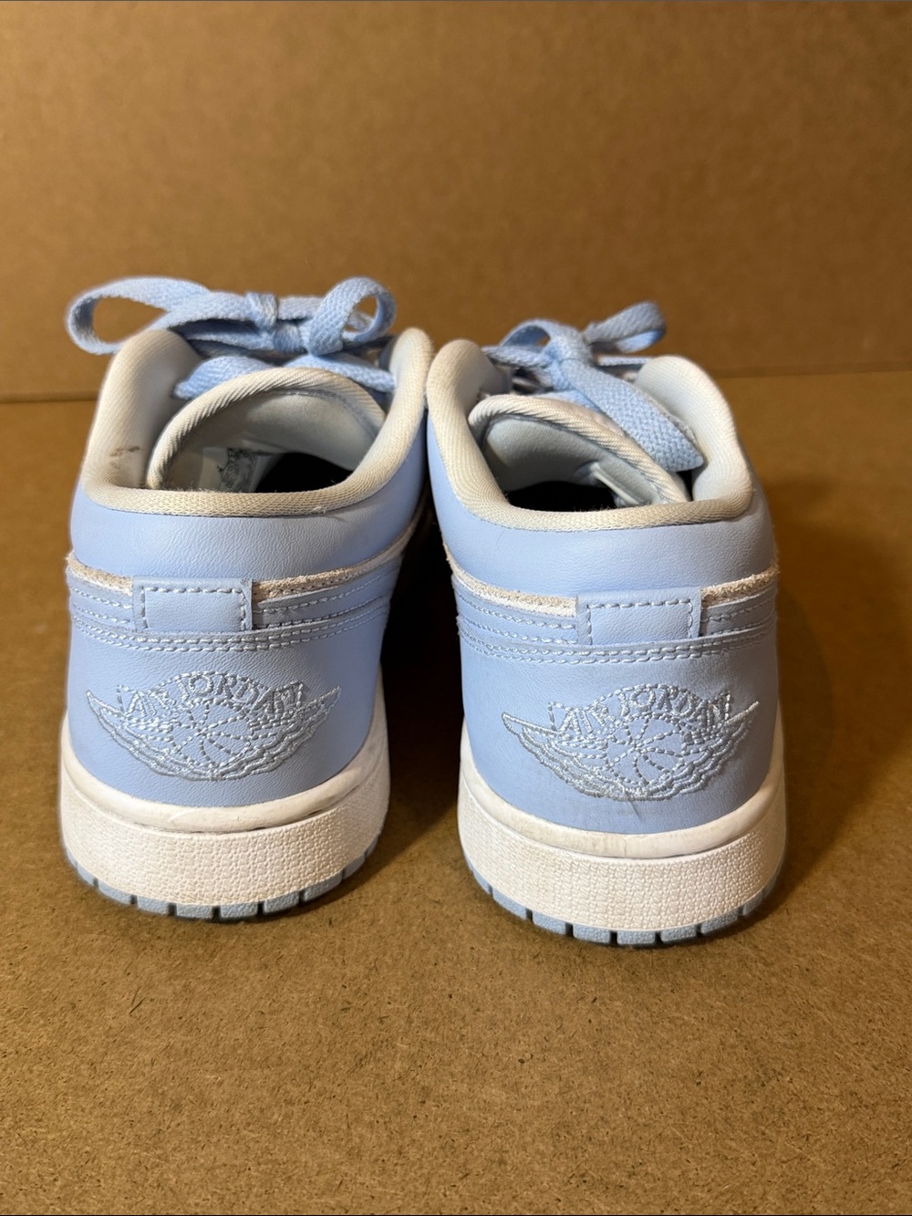 Women’s air Jordan 1 low aluminum dc0774-050 light blue & grey women 7.5 w box - Picture 5 of 9